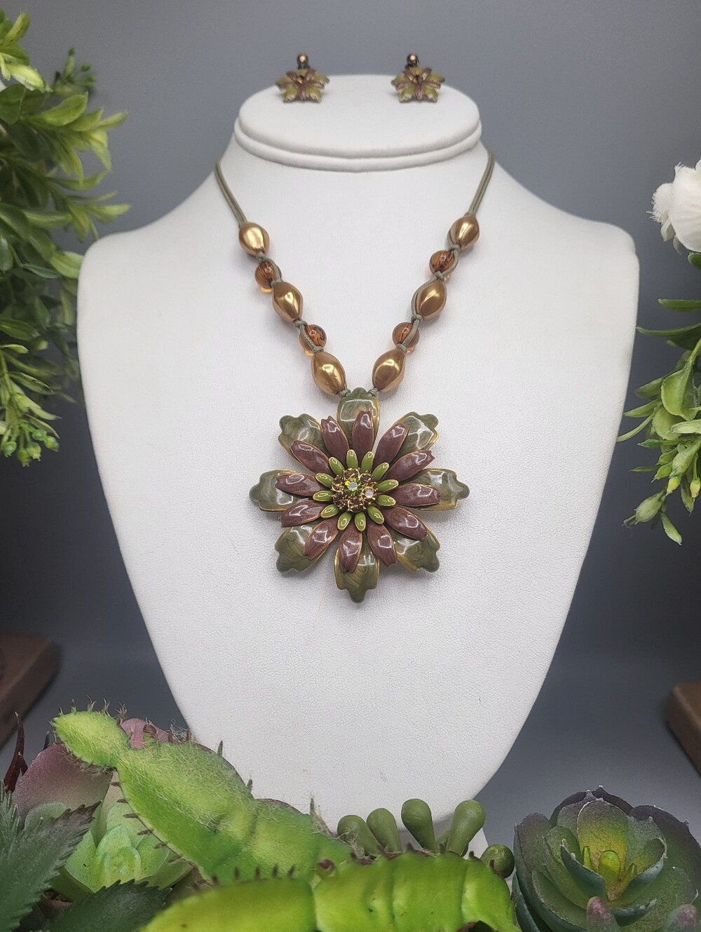Green & Brown Flowers w/ Crystals Necklace & Earrings Set - Vintage Coquette